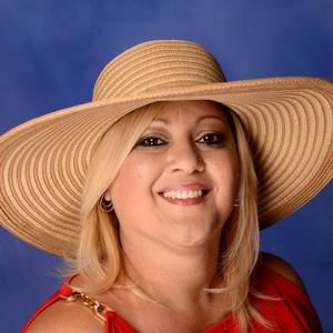 Meet your Posher, Iliana